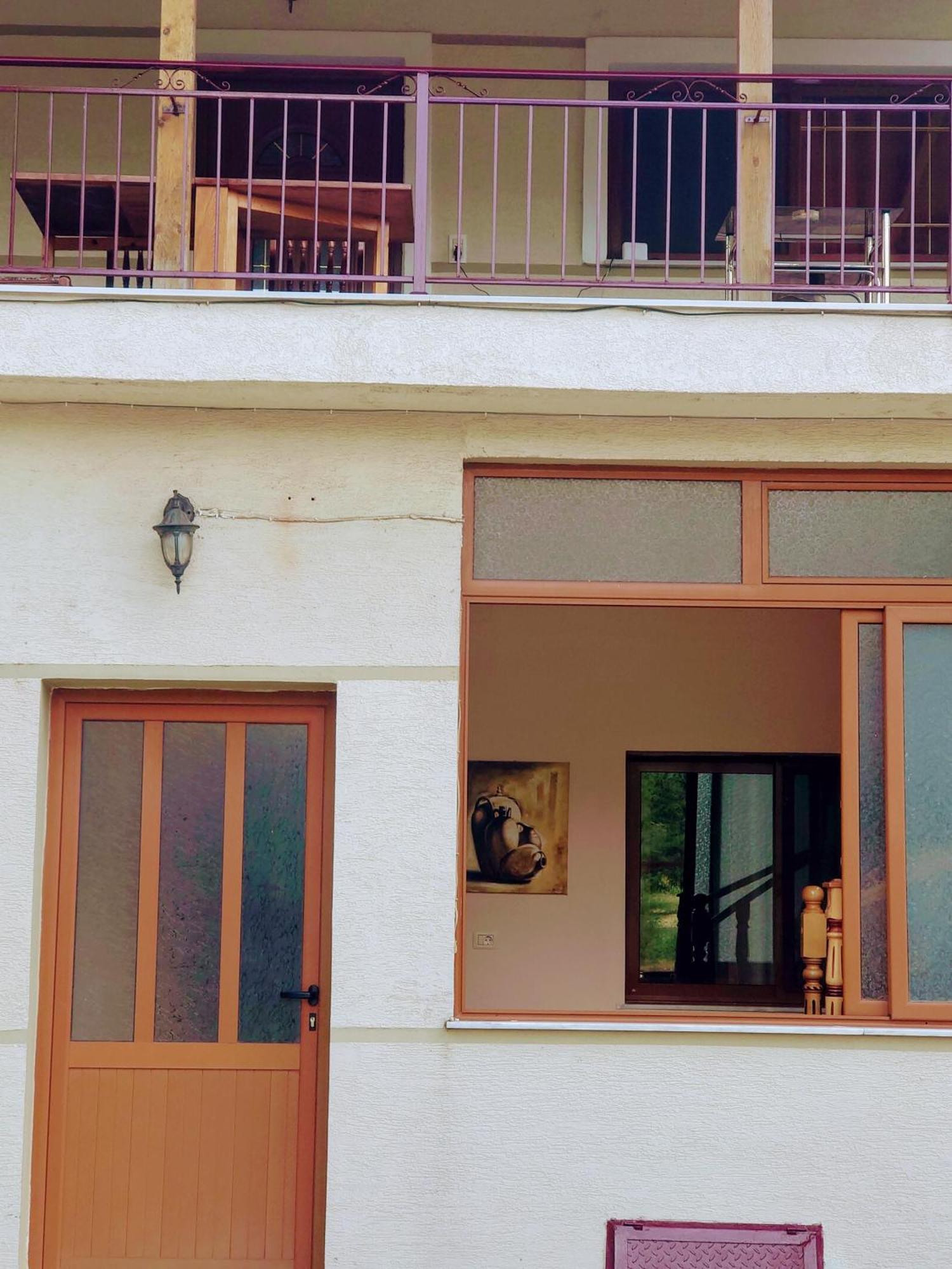Anastasia'S Guest House Permet Ngoại thất bức ảnh