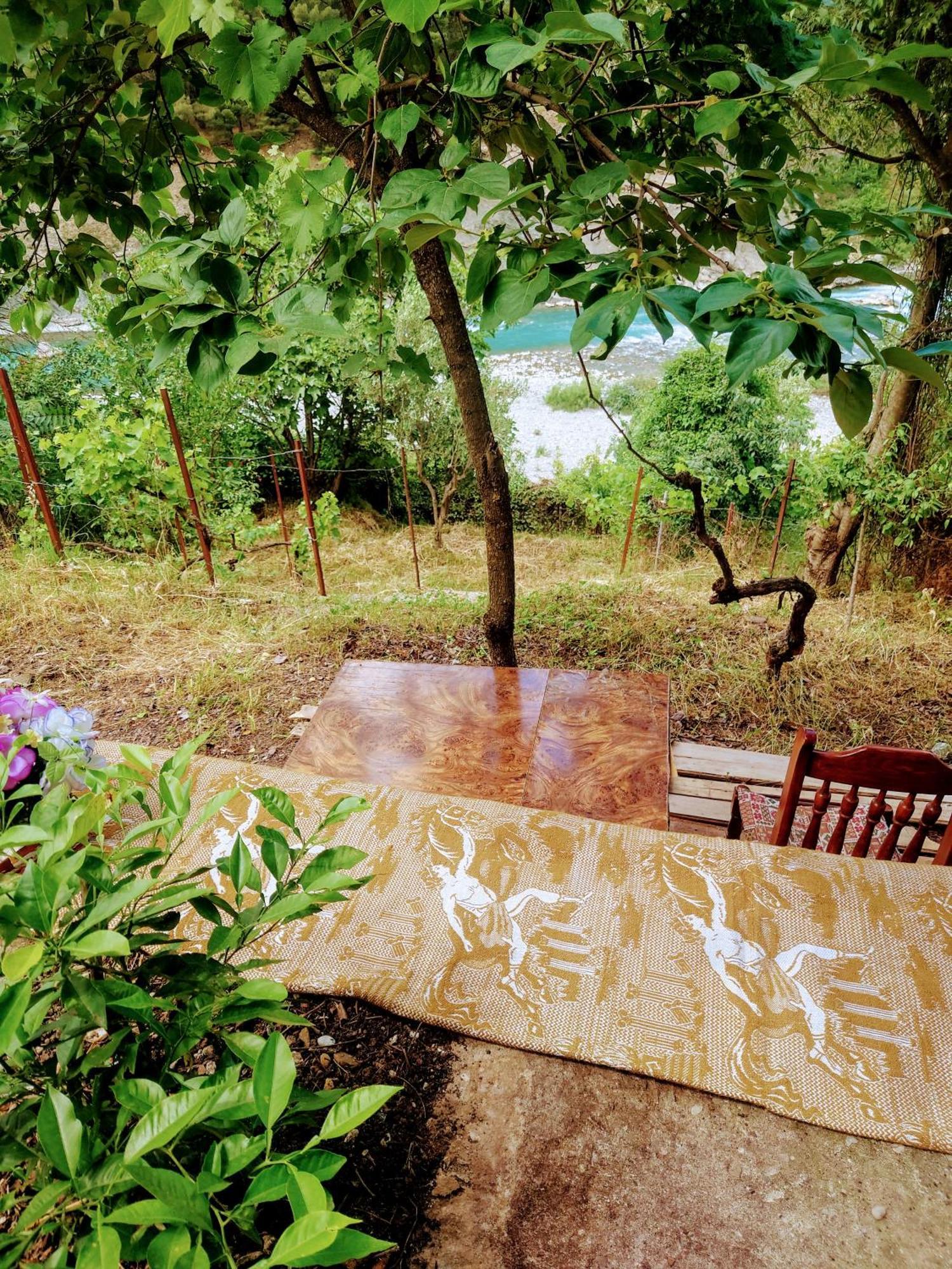 Anastasia'S Guest House Permet Ngoại thất bức ảnh